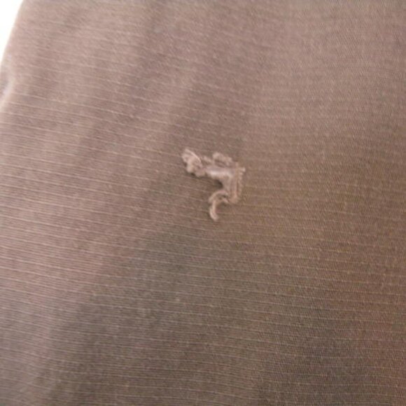 Men's Eddie Bauer Cargo Khaki size 38  shorts - Picture 2 of 4